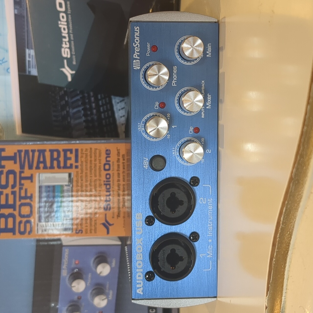 PreSonus AudioBox USB 2x2 USB Recording System - Picture 4 of 9